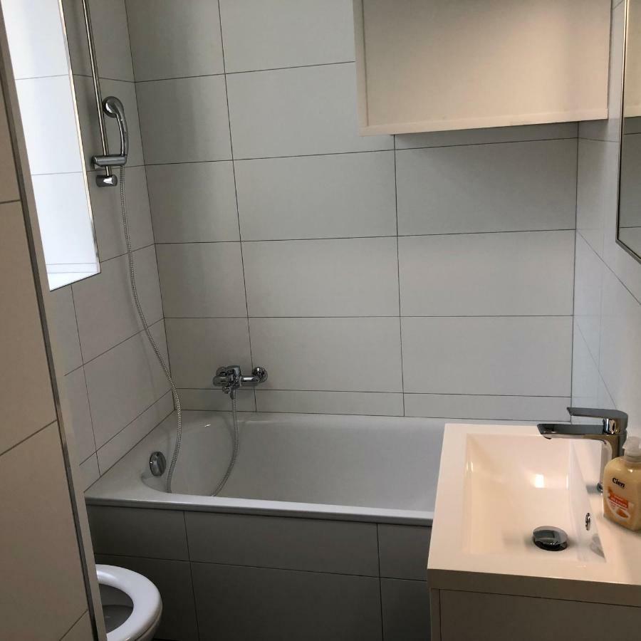 Apartment By Mario Interlaken Room photo